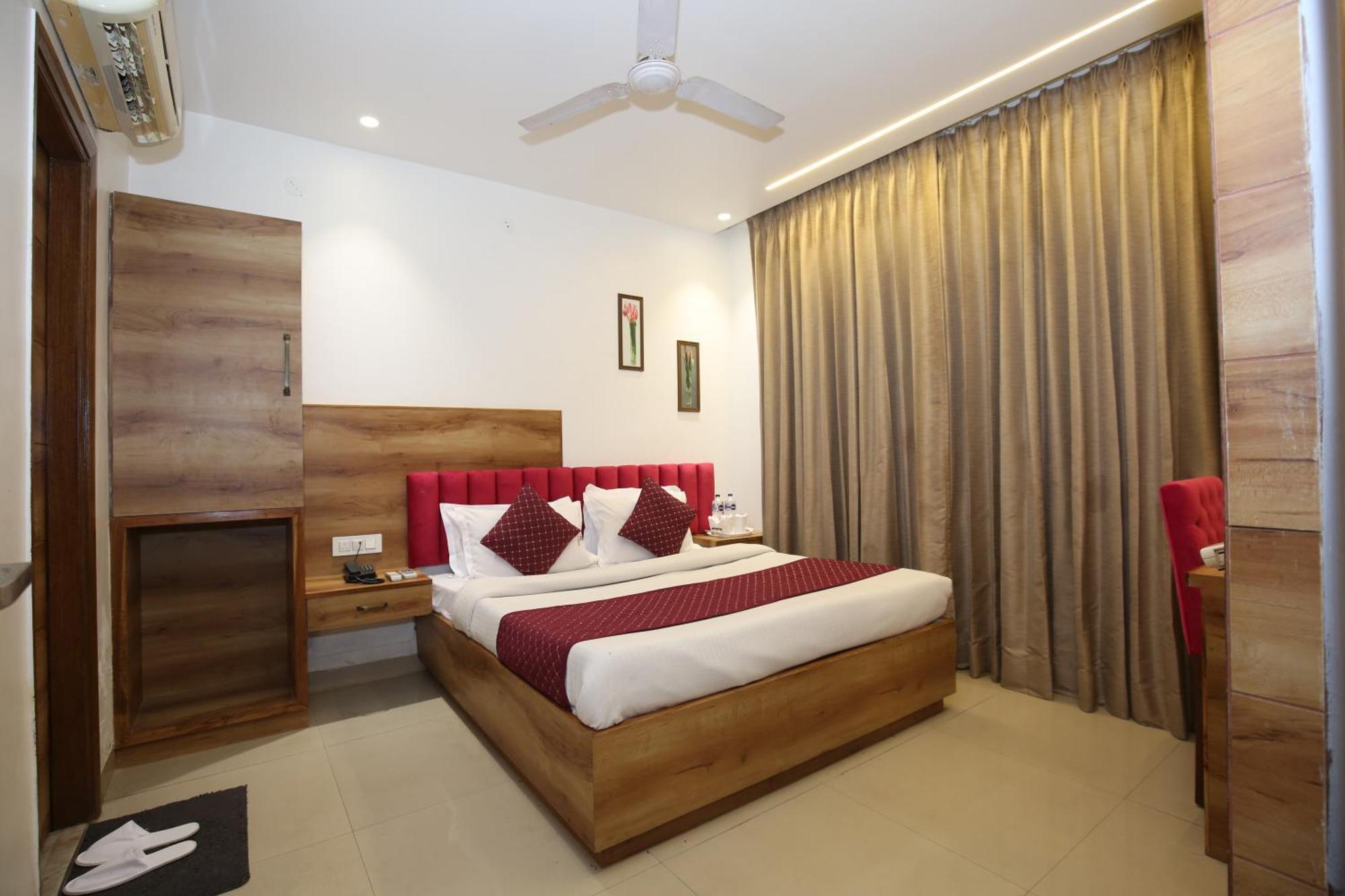 Hotel Rv Regency Amritsar Exterior foto